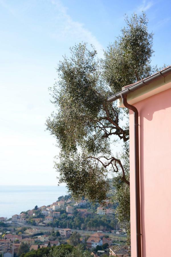 La Torretta Vila Imperia Exterior foto