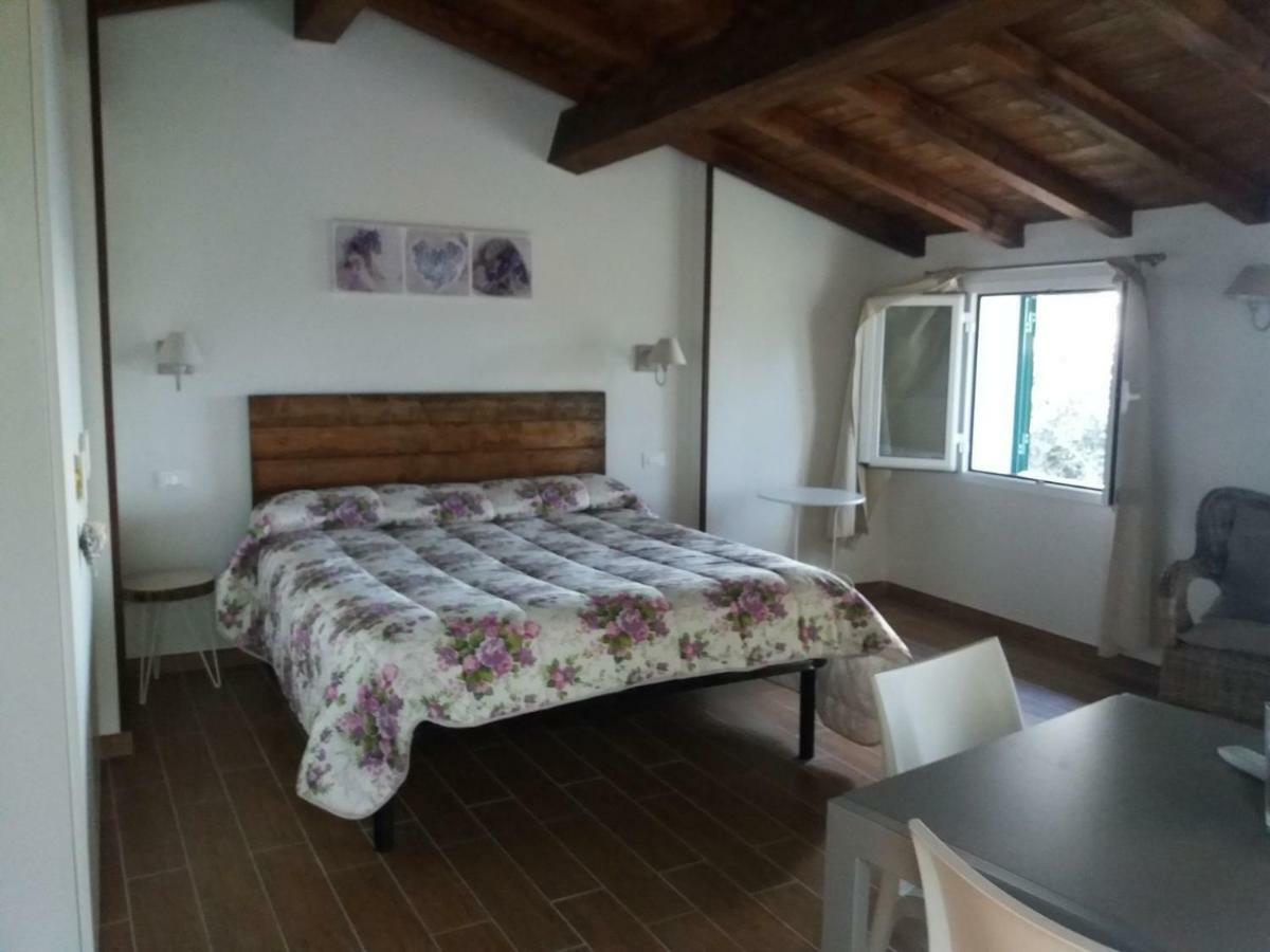 La Torretta Vila Imperia Exterior foto